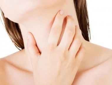 Λαρυγγίτιδα: Από τι προκαλείται και τα σωστά βήματα αντιμετώπισης